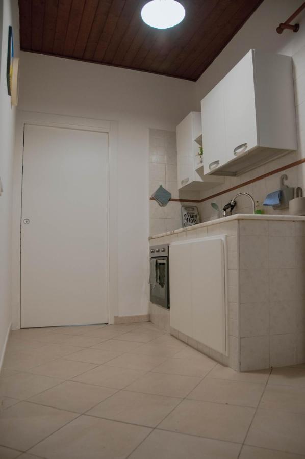 Ideisini'S Apartment Palermo Buitenkant foto
