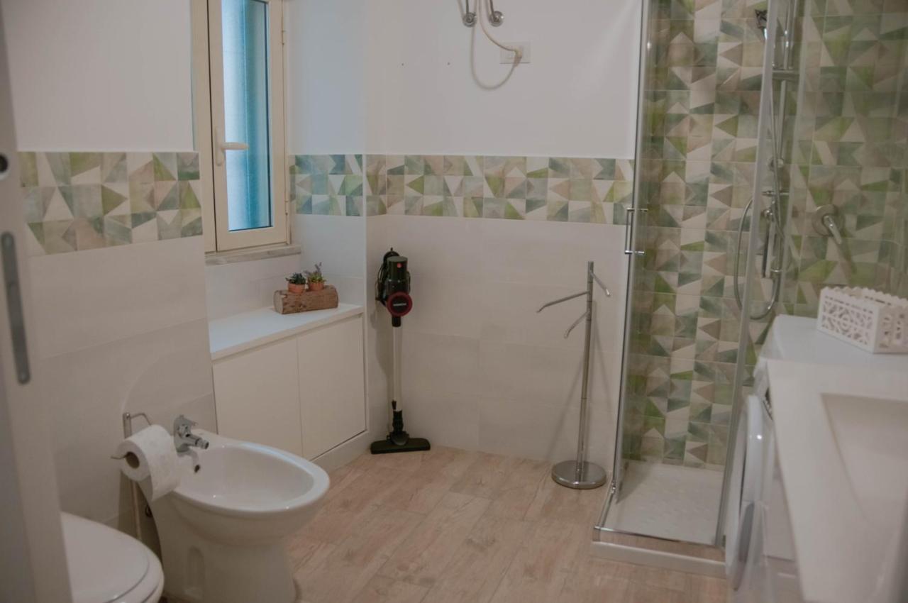 Ideisini'S Apartment Palermo Buitenkant foto
